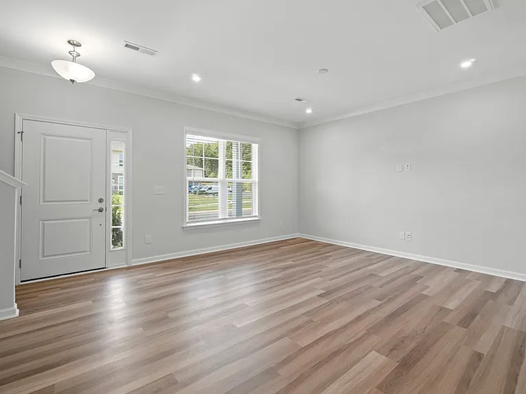 21136 Annabelle Pl — Photo 4
