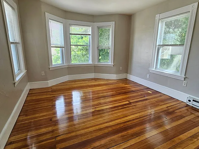 185 Grove St #187 — Photo 1