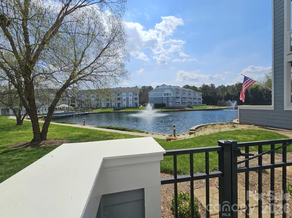 18736 Nautical Dr APT 102, Cornelius, NC 28031