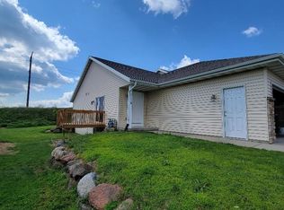 1119 Temple Dr, Mount Horeb, WI 53572