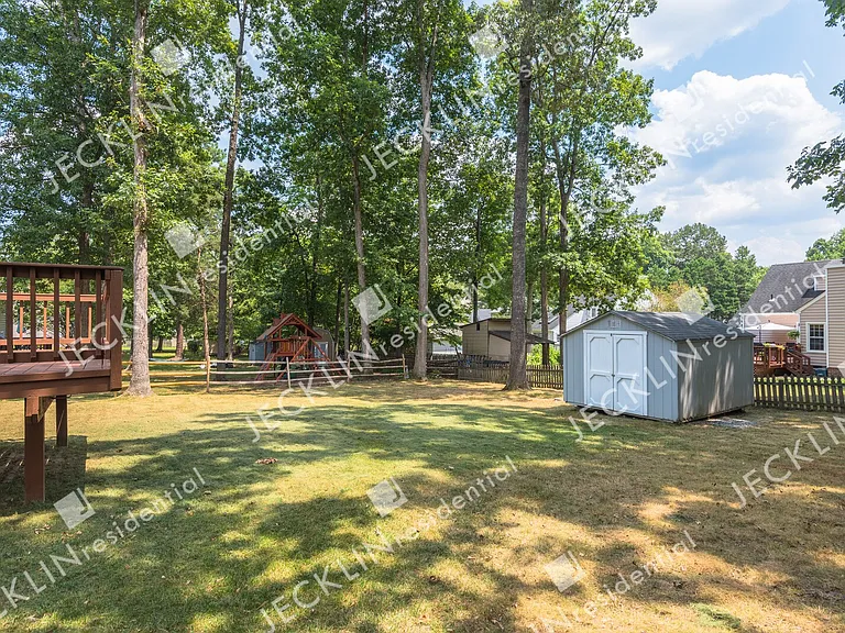 2329 Horsley Dr — Photo 6