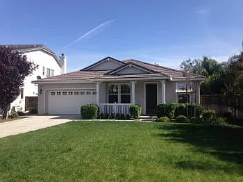 1034 McKenna Ct photo 1