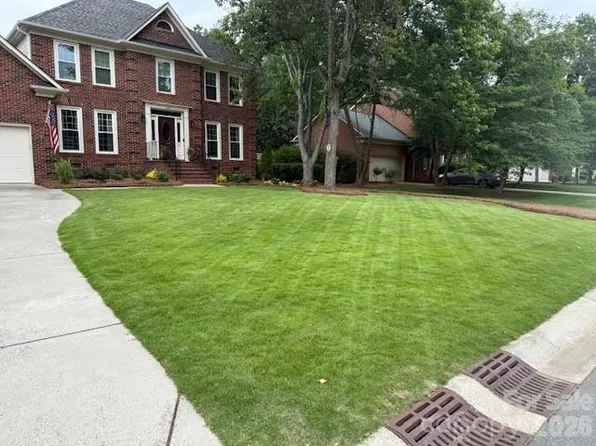7824 Hickory Stick Pl, Charlotte, NC 28277