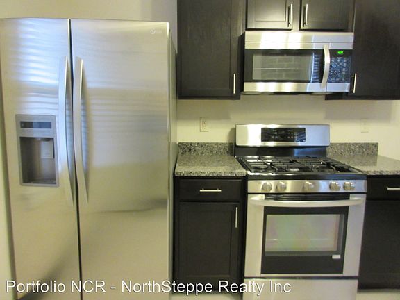 5th image of 52 E Norwich Ave #3166307