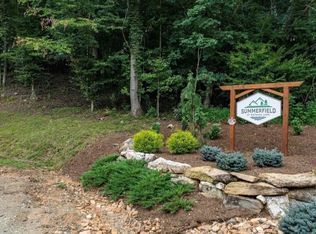 37 Summerfield Dr, Butler, TN 37640