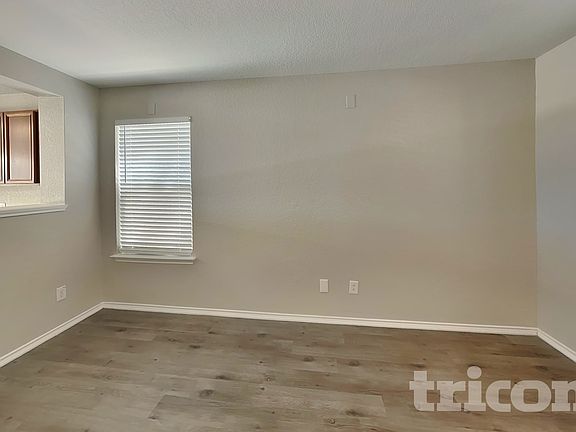 2nd image of 635 Cherokee Blvd