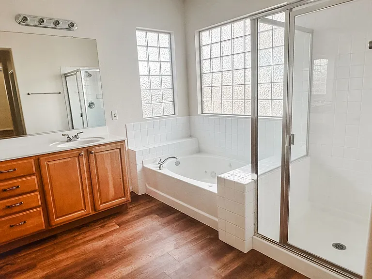 11245 Newbury Hills Ave — Photo 24