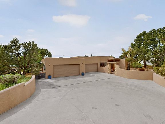 2nd image of 693 Black Hawk Dr NE