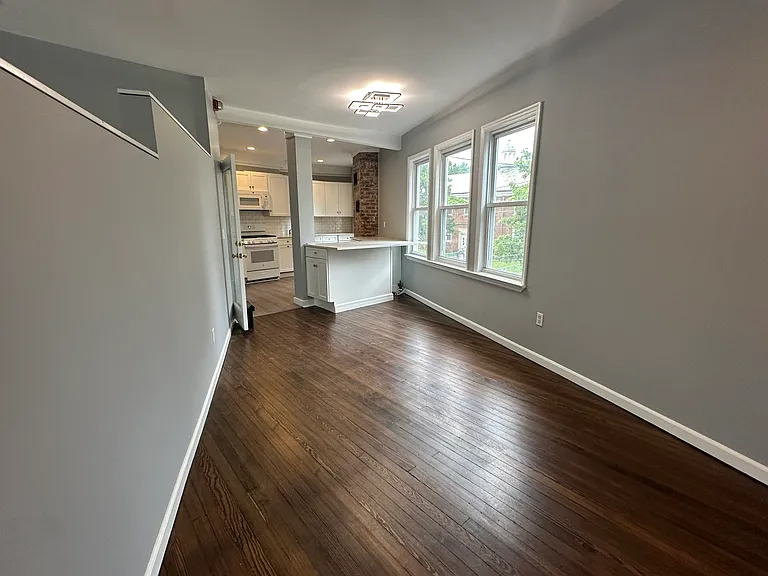 746 Bloomfield Ave #746 — Photo 8