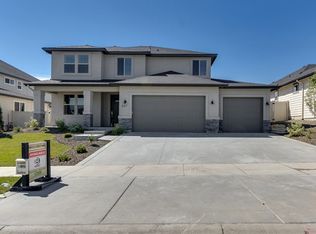837 E Crest Ridge Dr, Meridian, ID 83642
