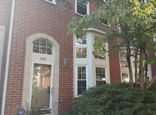 162 S Georgetown Sq, Royal Oak, MI