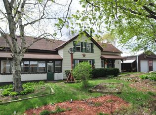 N8280 Springer Rd, Lake Mills, WI 53551