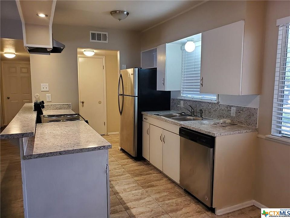 1st image of 1120 N King St APT 105