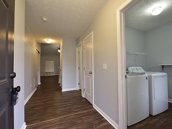 3rd image of 1392 Bellow Falls Pl