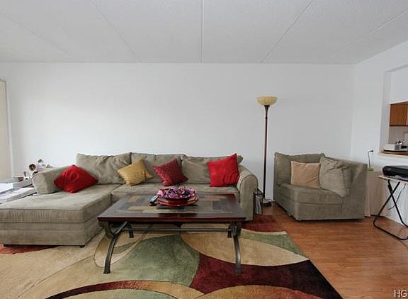 3rd image of 4 Marina Dr APT O3