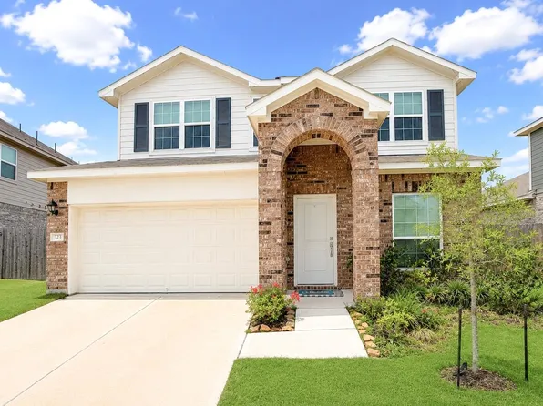 323 Bennett St, Angleton, TX 77515