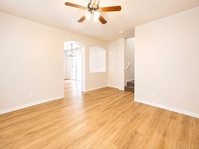 4172 E Santa Fe Ln — Photo 5