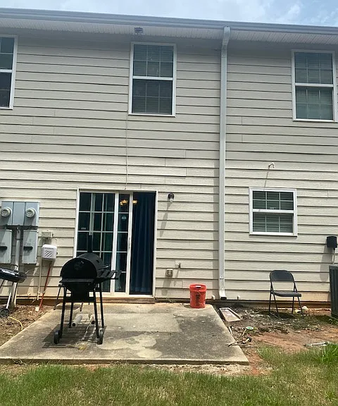 761 Georgetown Ln — Photo 17