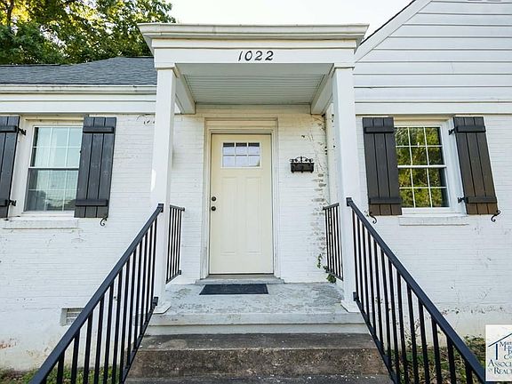 2nd image of 1022 Jefferson Cir