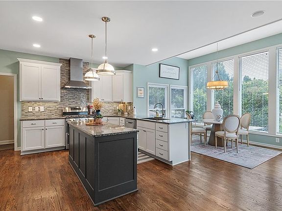 5th image of 12803 Connell Dr