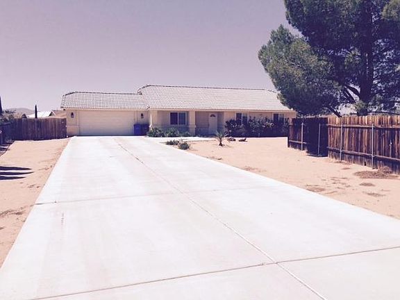 2nd image of 12792 Omani Ct