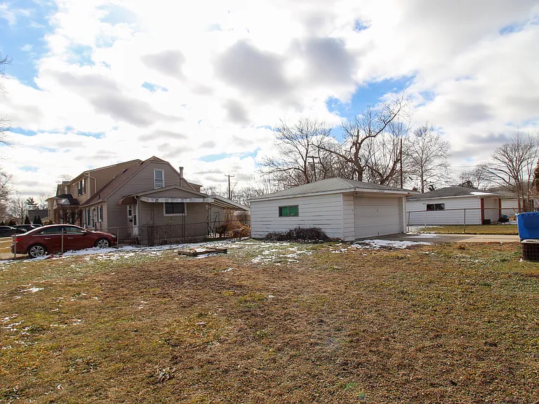 25815 Midway St — Photo 21
