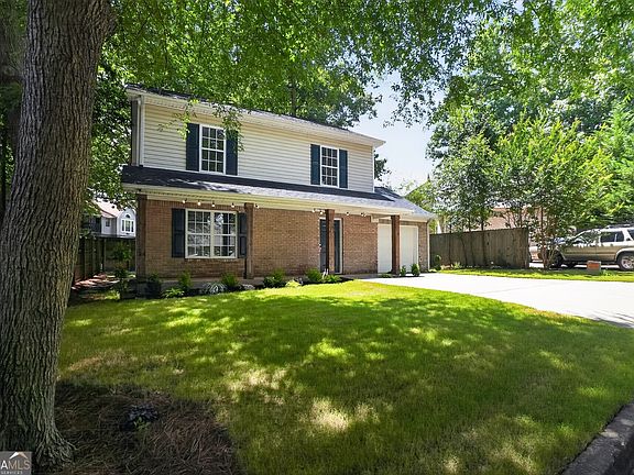 2nd image of 3380 Salem Cove Way SE