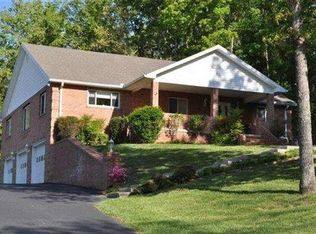 1006 Creekside Dr, Somerset, KY 42503