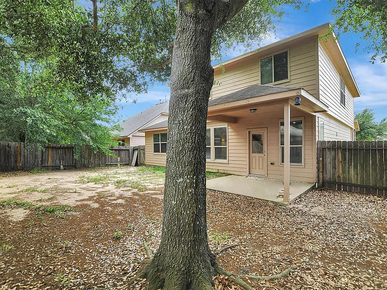 11426 Noble Ct — Photo 40