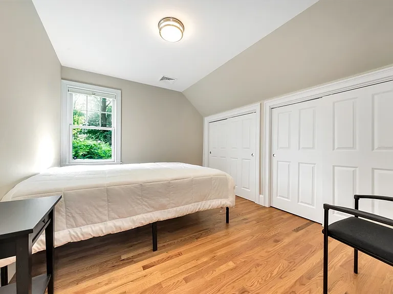 68 Woburn St #68 — Photo 27