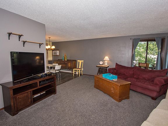 5th image of 2915 Heatherwood Cir S #1