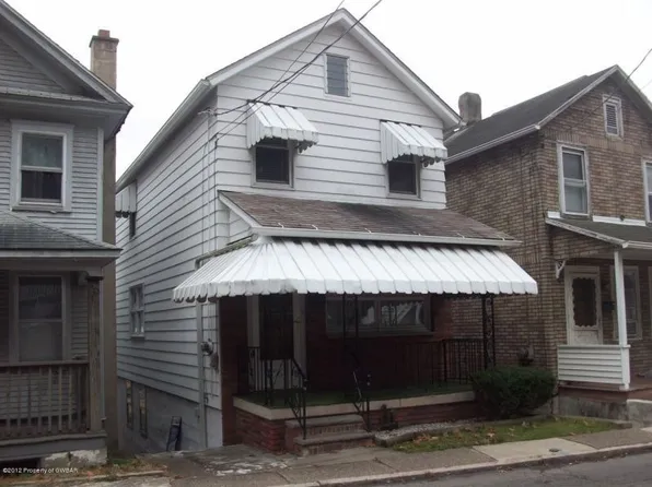 3083 S Main St, Hanover Township, PA 18706