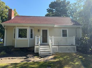 324 Central Ave, Dedham, MA 02026