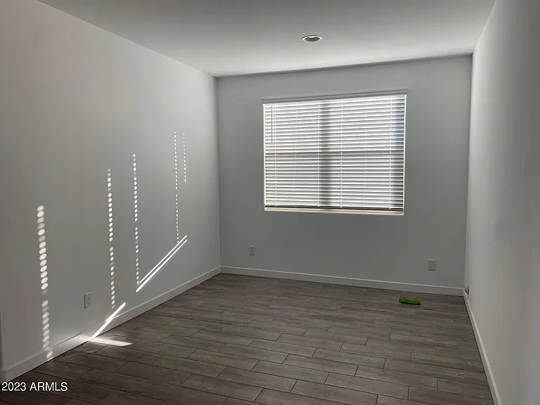 1651 W Paseo Way — Photo 16