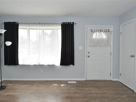 2nd image of 6014 Allendale Dr