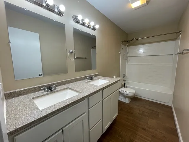 3615 Euclid St #B — Photo 9