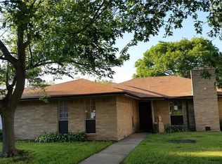 1625 Chisolm Trl, Lewisville, TX 75077