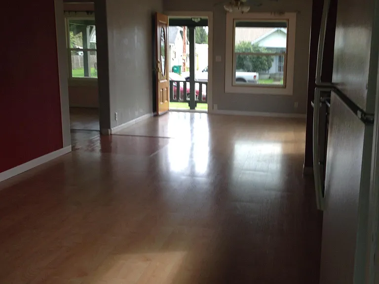 208 B St — Photo 20