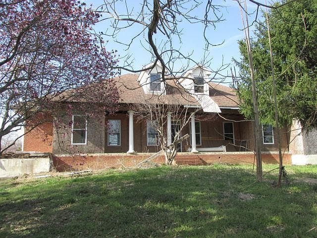 1st image of 1105 Lakeview Dr