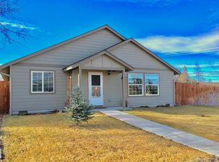 1920 SW Reindeer Ave, Redmond, OR 97756