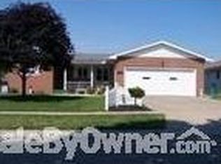 810 Bellaire Dr, Bellevue, OH 44811