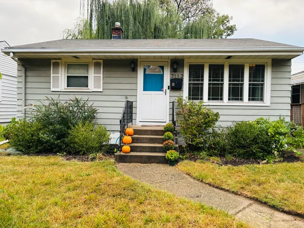 7112 Northcote Ave, Hammond, IN 46324