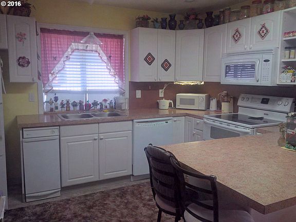 4th image of 1213 NW 133rd St Unit 95-A