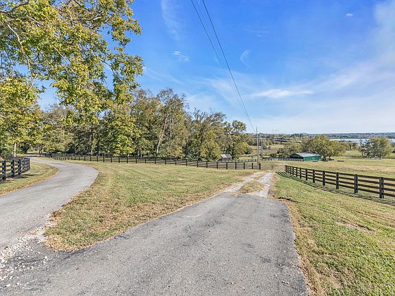 74th image of 2202 Darks Mill Rd