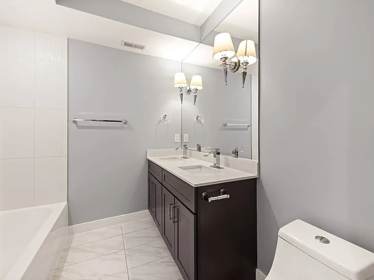 1609 Holbrook St NE #2 — Photo 5