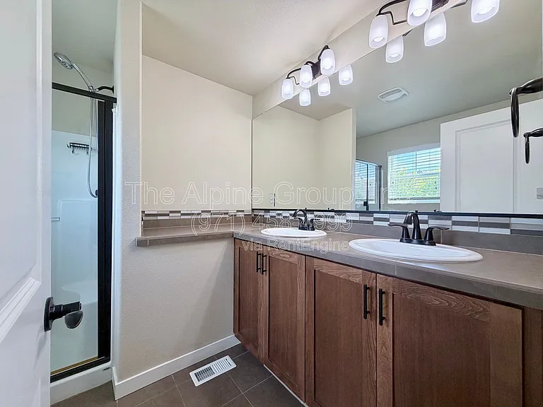 378 SW Mitchum Ter — Photo 19