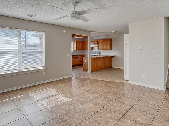 2nd image of 957 N Daisy Ln #11356004