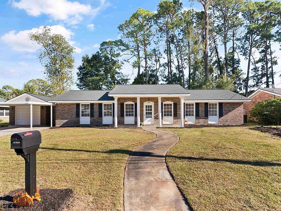 1st image of 192 Fairway Oaks Dr