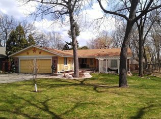 6409 Willow Wood Rd, Edina, MN 55436