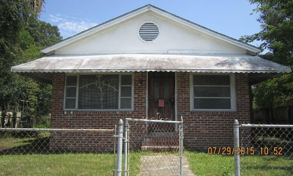 1st image of 1819 W 13th St